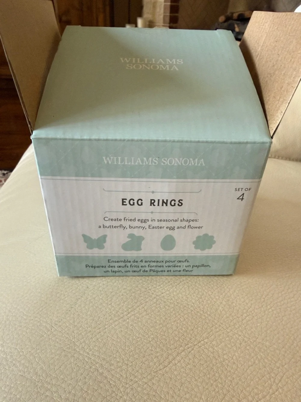 Williams Sonoma Yellow Spring-Shaped Egg Ring Set (4)